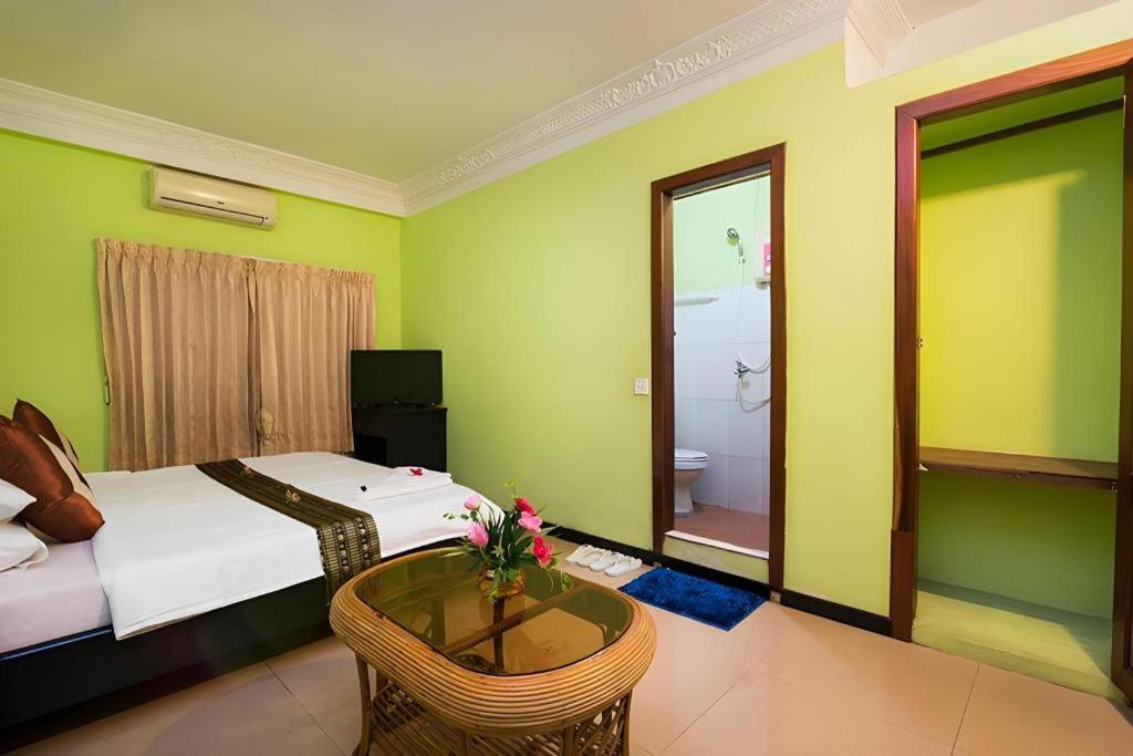 סיאם ריפ Happy Zone Hostel מראה חיצוני תמונה
